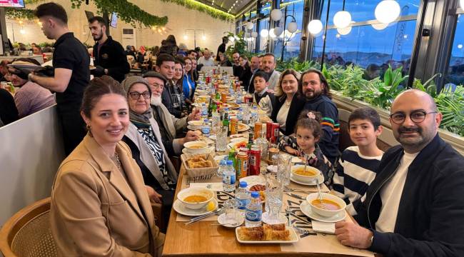 Çivelekoğlu, İftar yemeğinde Yönetim Kurulu Üyeleriyle bir araya geldi.