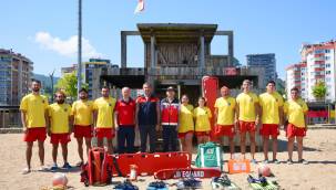 CANKURTARANLAR HAFTANIN 7 GÜNÜ PLAJLARDA GÖREV BAŞINDA